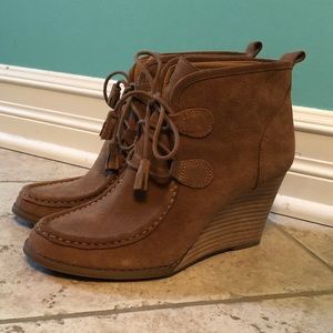 Lucky Brand booties, suede!